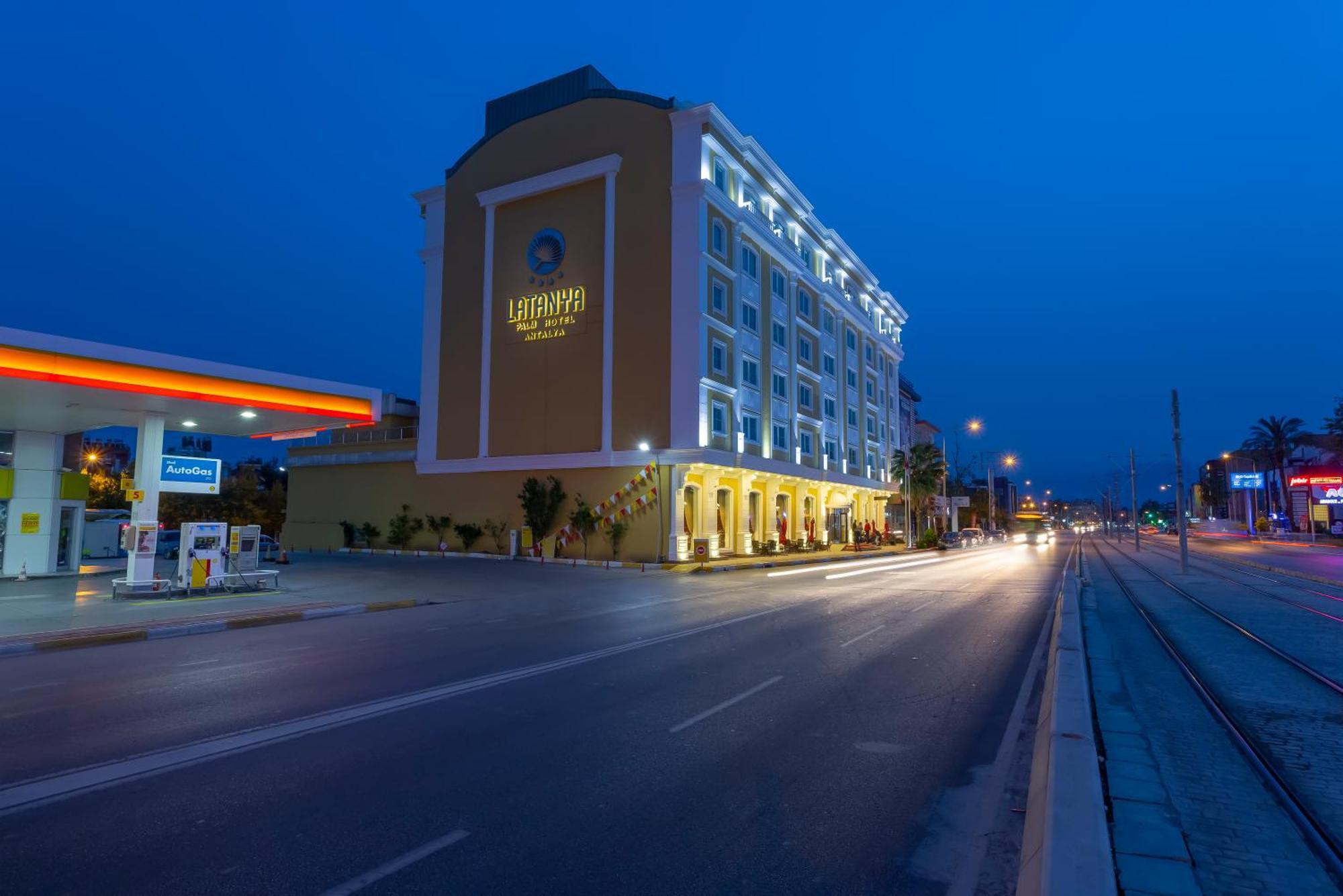 Latanya Palm & Spa Airport Antalya Antália Exterior foto